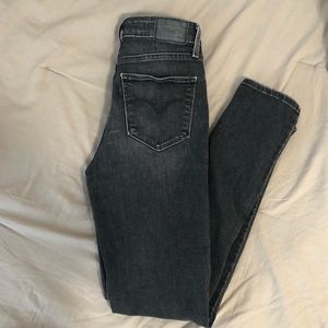 Black Levi’s Jeans